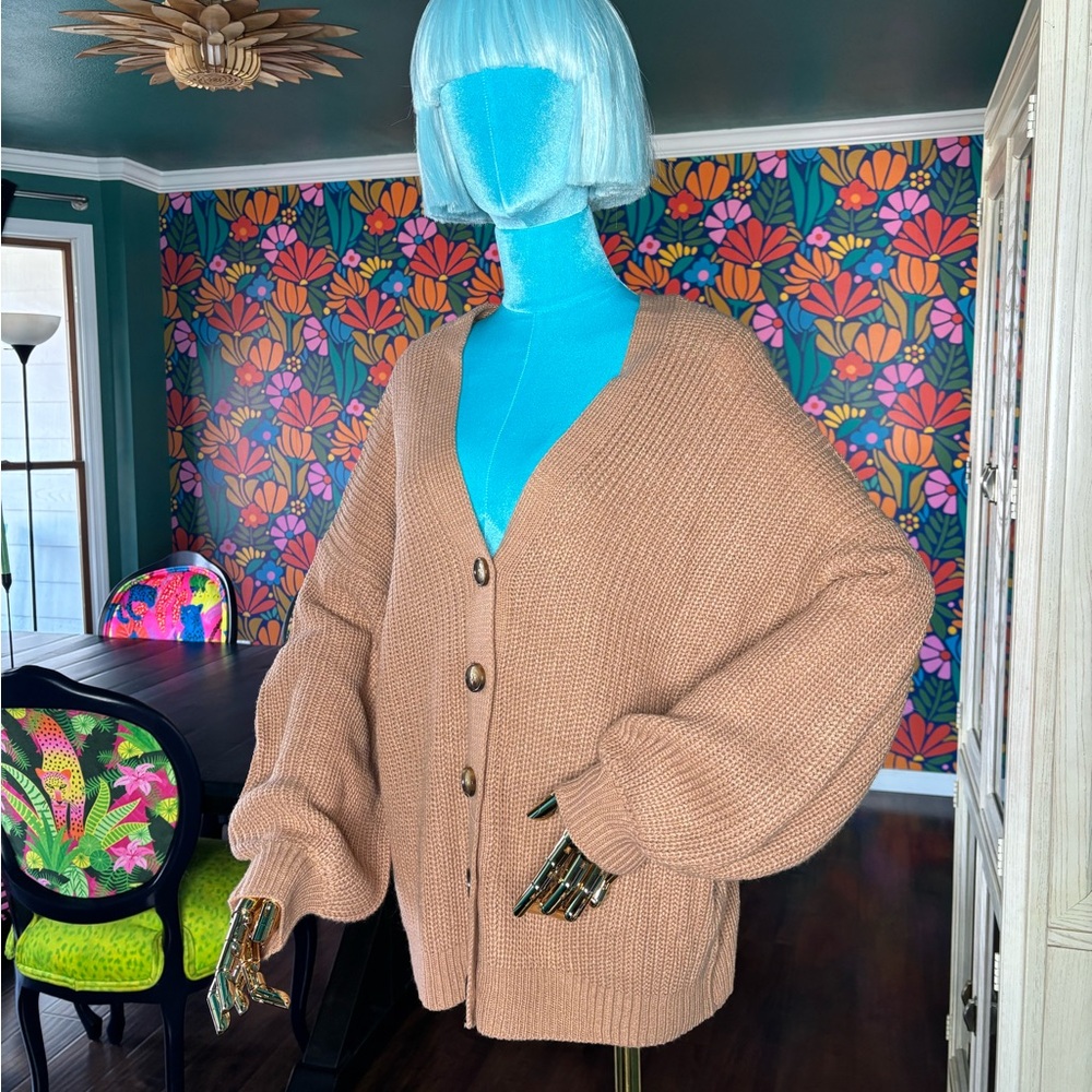 ANDREE BY UNIT Oversized Chunky Knit Cardigan in Camel
